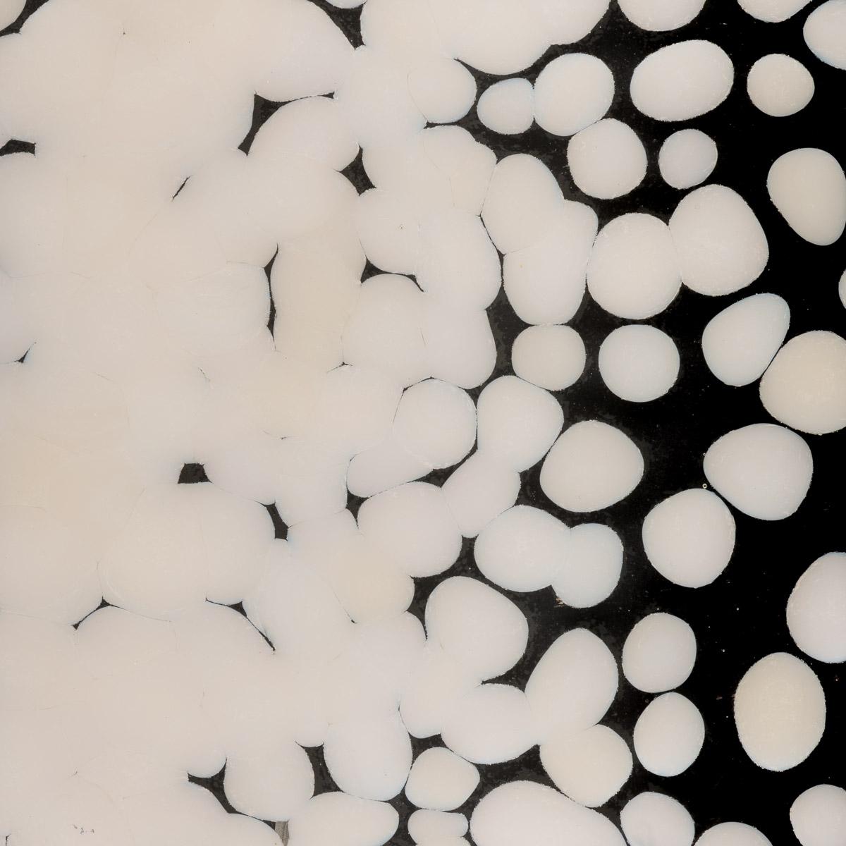 Light Peach Cream Opalescent, Coarse Frit, Fusible