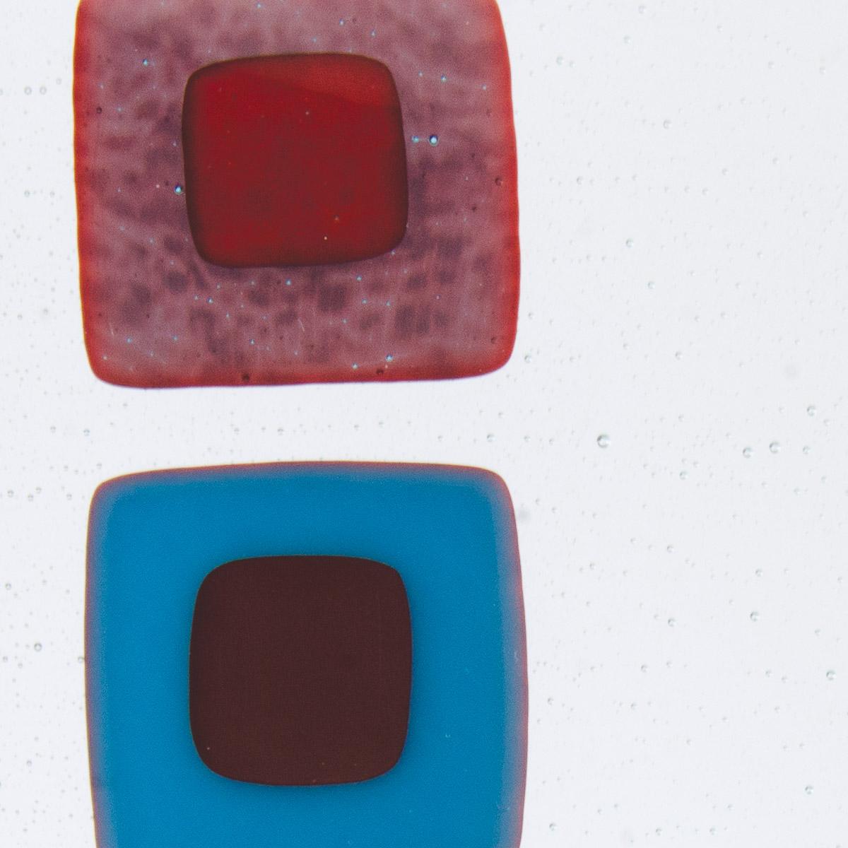 Red Reactive Clear Transparent, Double-rolled, 3 mm, Color Sample, 2 x 2 in.